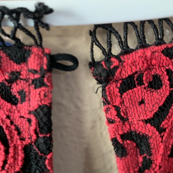 GRACIA Red Black Lace Long Sleeve Gothic Victorian Blouse Size M - Picture 7 of 7